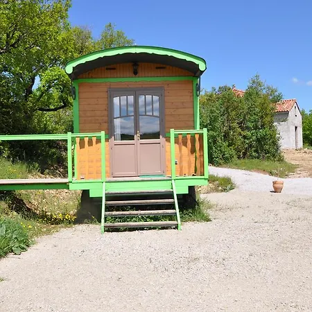 Country house La Roulotte D'alcas
